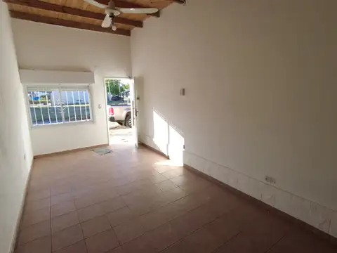 Mendoza 593, Punta Alta, Provincia de Buenos Aires, 100