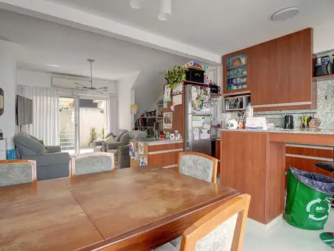 Depto Tipo Casa en Venta de 4 ambientes