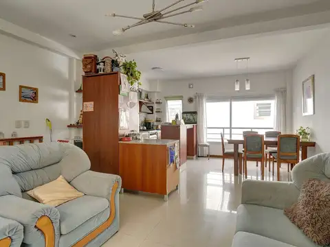 PH de 3 Ambientes con Terraza, Quincho y Cochera 