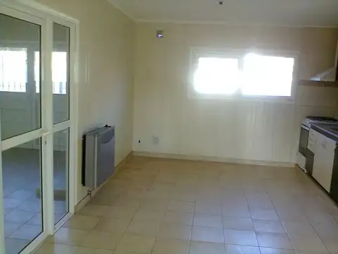 Casa en Venta en Francisco Alvarez, USD 280.000