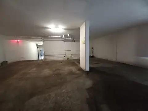 VENTA COCHERA EN EL CENTRO DE ROSARIO