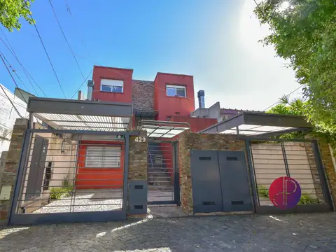 Moderno PH tipo Duplex 3 amb. en primer piso con cochera!