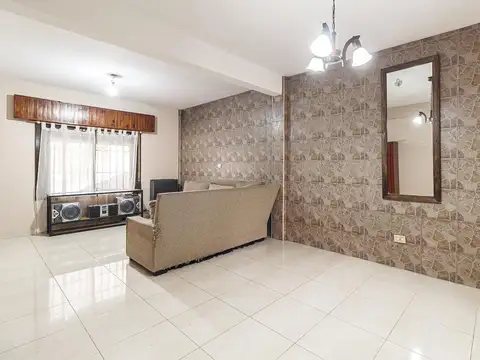 Depto Tipo Casa en Venta de 1 dormitorio