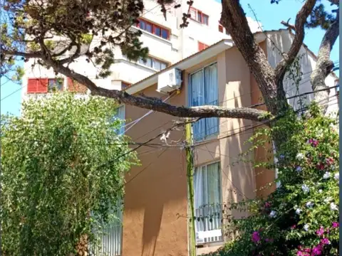 2 AMBIENTES + PATIO + ZONA RESIDENCIAL  