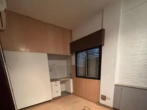 Oficina 2 ambientes con 1 baño