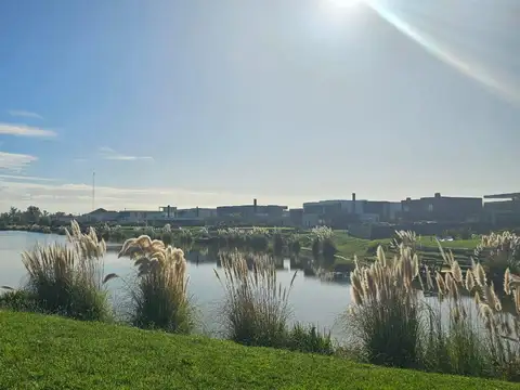 Terreno en Venta en Pilar, USD 285.000