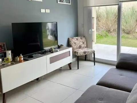 Casa en Venta en La Lonja, USD 215.000