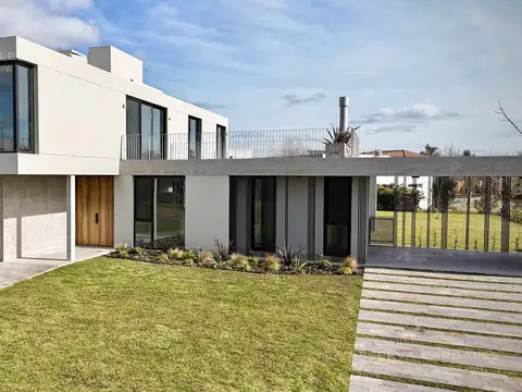 Casa de 6 Ambientes en Venta en La Reserva Cardales
