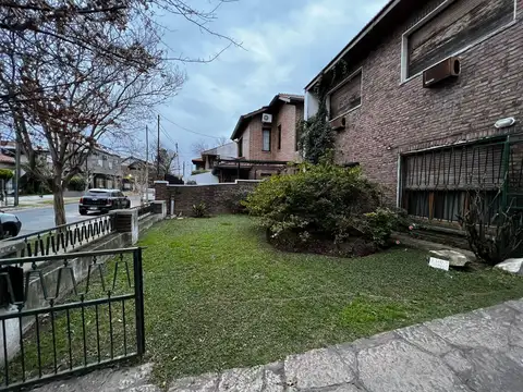 Tres de febrero  al 1400