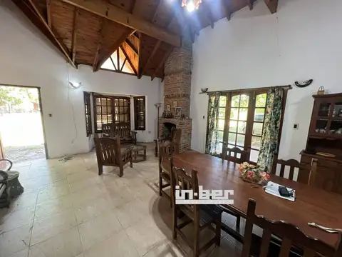 Casa en Venta con 1 cochera