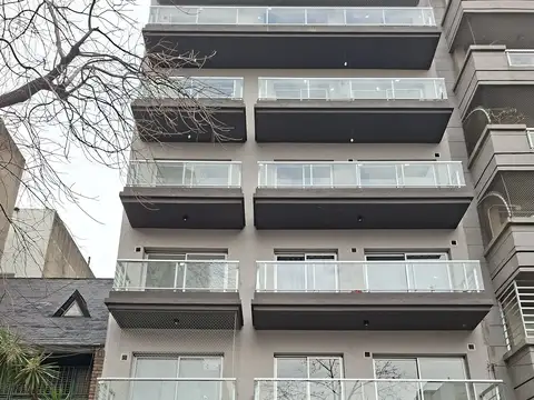 excelente cochera descubierta 12m2 muy buena zona a extrenar