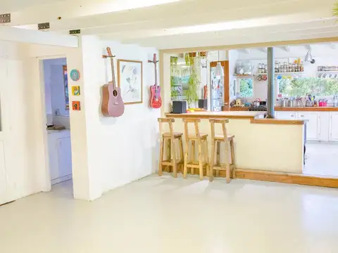 VENTA CASA EN KM 15 BARILOCHE CON DEPARTAMENTOS