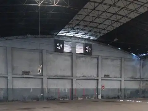 Av. Santa fe al 1700( Piñeyro)