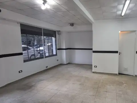 Local en alquiler en Parque Chacabuco