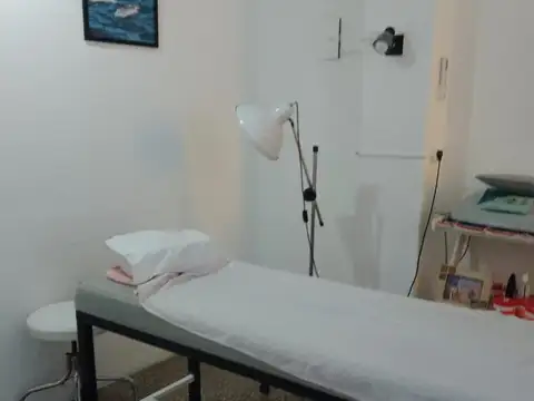 LOCAL COMERCIAL A LA CALLE MACROCENTRO