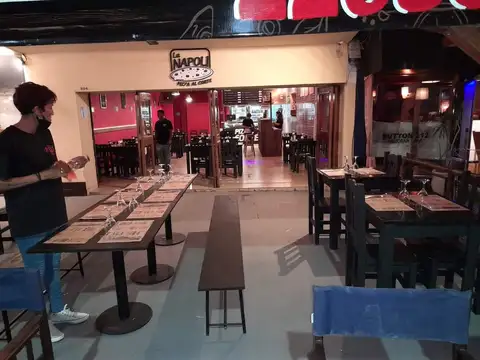 Local en Venta Via Púb.