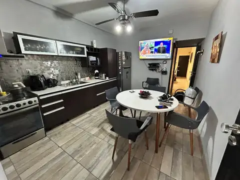 DUPLEX 3 AMBIENTES EN VENTA EN HAEDO CON PARRILLA