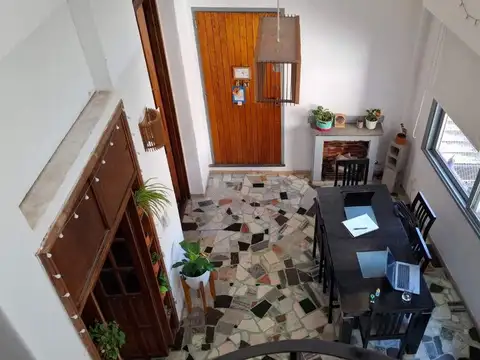 PH 5 AMBIENTES EN VENTA ALMAGRO CON TERRAZA PROPIA