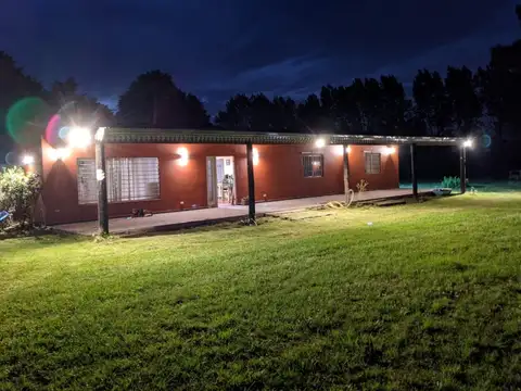 Casa en Venta de 4 Ambientes con Quincho - Zona Fátima, Pilar