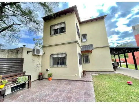 Venta Casa 2 Dorm. /Pileta