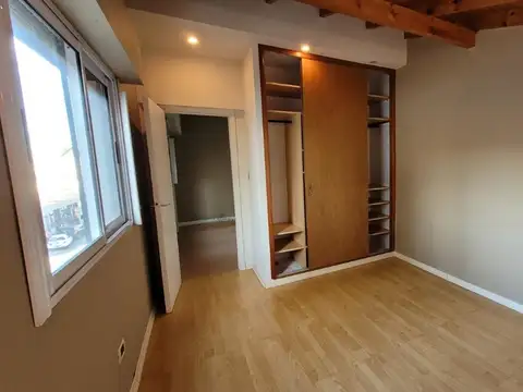 Jose Hernandez 3014 , Piso 2