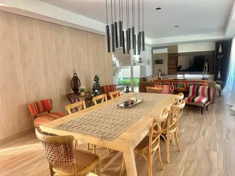 Casa en Alquiler en Nordelta Carpinchos, USD 3.900