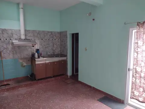 Casa en Venta en Castelar Sur, USD 75.000