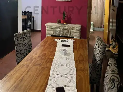 25 de mayo 2400, Piso 0