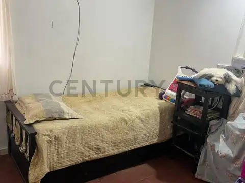 25 de mayo 2400, Piso 0