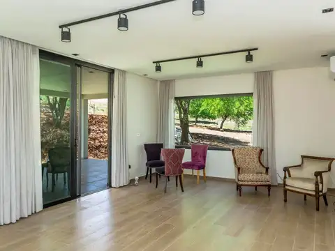 Acceso Norte. Las Cañadas. Lote 100