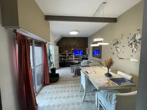 Depto Tipo Casa en Venta de 2 dormitorios