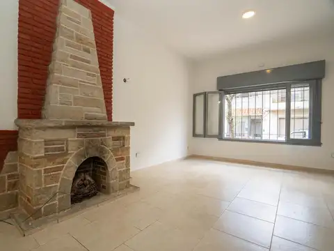 Casa lote propio 8.66x24, terraza, jardín, 3 baños, parrilla