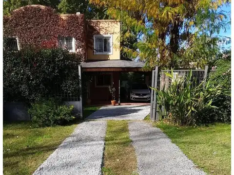 Casa en Venta con 1 cochera