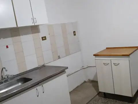 Depto Tipo Casa en Alquiler en Villa Maipu, $ 550.000