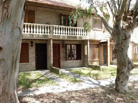 Casa en venta - 3 dormitorios 2 baños - Cochera - 70mts2 - Santa Teresita