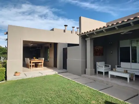 Casa en Venta en Valle Escondido, USD 500.000