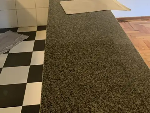 Depto en PH 2 amb y medio impecable , muy bajas exensas 