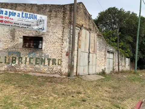 Excelente lote en Av. Peron esq. Matheu.