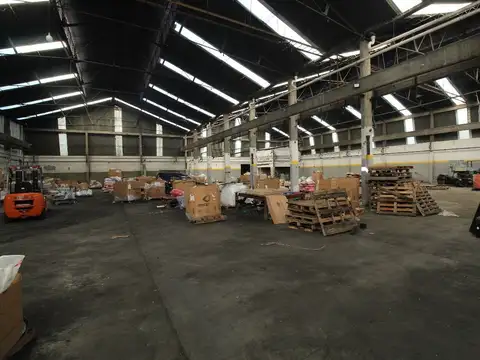 Galpon en Venta en Burzaco, USD 1.350.000