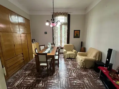 Casa en Venta 90 años