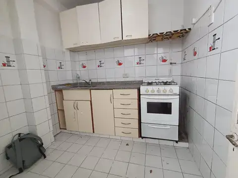Depto Tipo Casa en Alquiler en Villa Ortuzar, $ 800.000