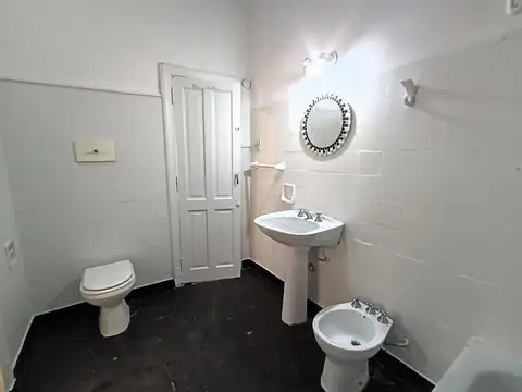 Depto Tipo Casa 2 ambientes con 1 baño