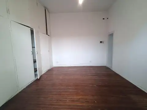 Depto Tipo Casa en Alquiler de 1 dormitorio