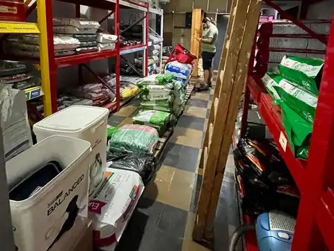 Local en Alquiler en Villa Urquiza, $ 950.000