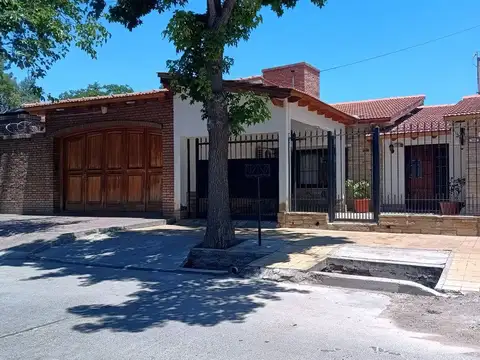 Casa en Venta en Sexta Sección, Ciudad