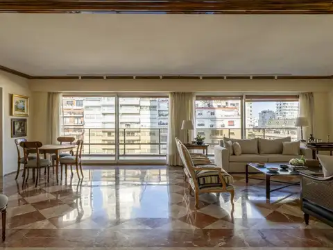 Departamento en Venta de 4 dormitorios