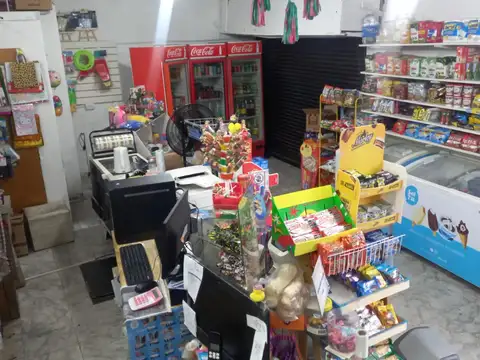 Local en Venta Via Pública