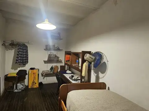 VENTA CASA C/ LOCAL COMERCIAL ALMAGRO OPORTUNIDAD