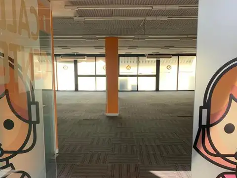 Oficina en Venta al Norte