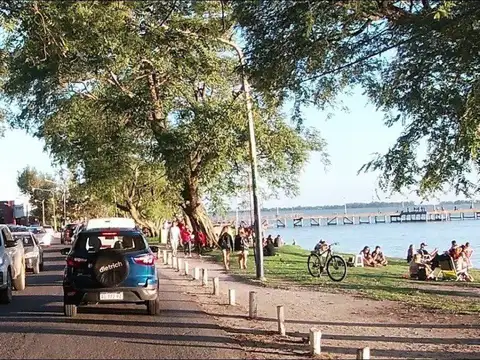 Terreno en Venta 30  mts Fondo